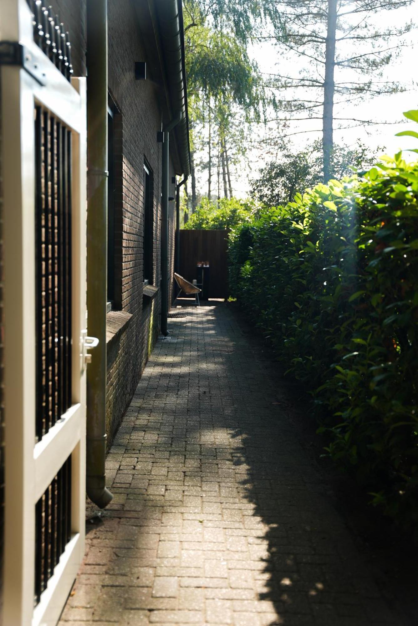 The Lodge Bed & Wellness Oisterwijk Sauna, Jacuzzi, Luxury Moergestel ภายนอก รูปภาพ