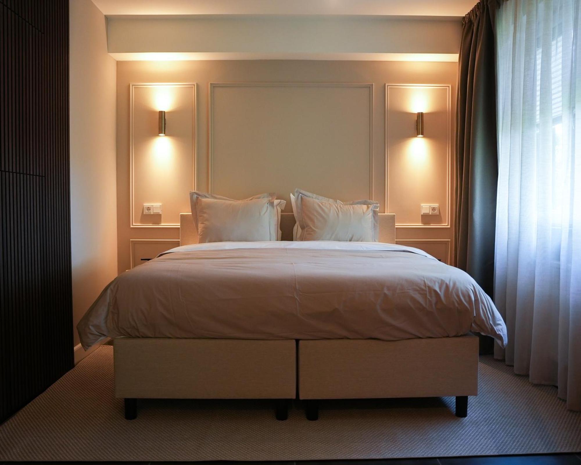 The Lodge Bed & Wellness Oisterwijk Sauna, Jacuzzi, Luxury Moergestel ภายนอก รูปภาพ